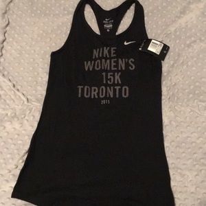 Nike tank
